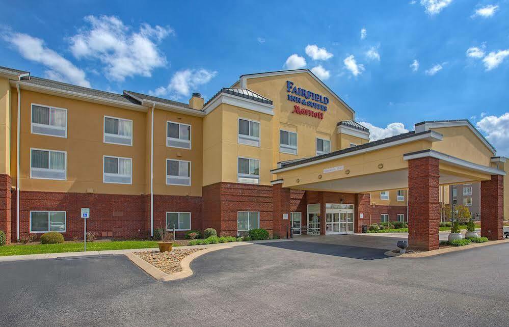 Fairfield Inn & Suites Куквілл Екстер'єр фото